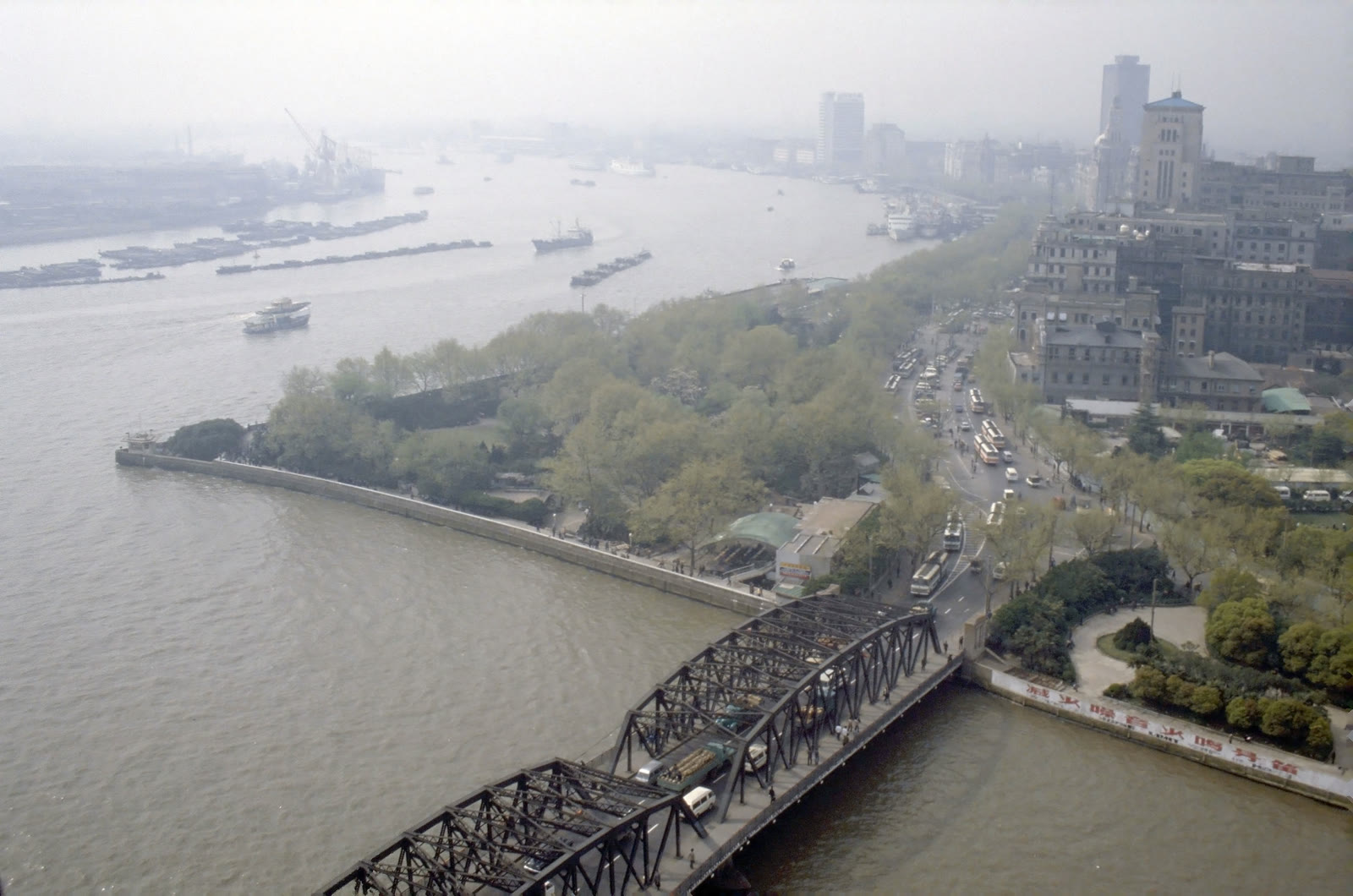 Across the Huangpu, 1987